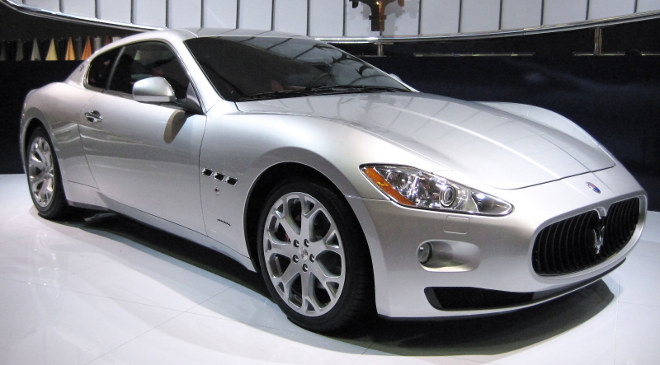 Silberner Maserati